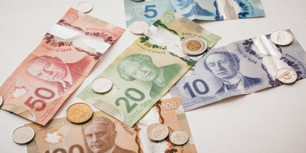 piggybank-lq-PS3Yyzg8-unsplash