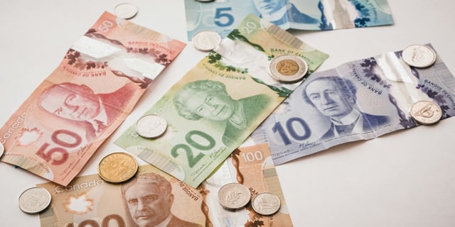 piggybank-lq-PS3Yyzg8-unsplash